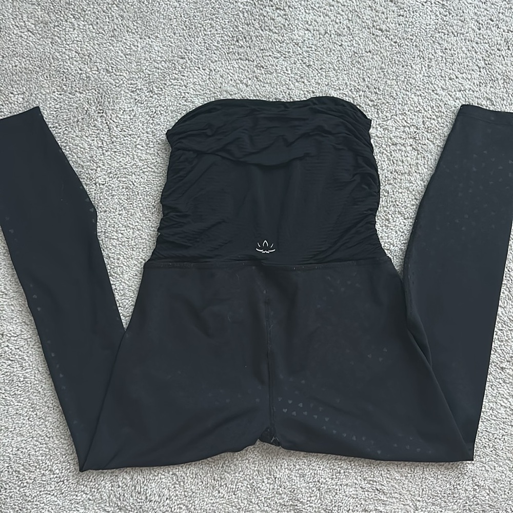 Beyond Yoga Maternity Leggings with hearts Large - Picture 5 of 7